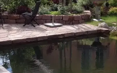 Große Schwimmteichanlage